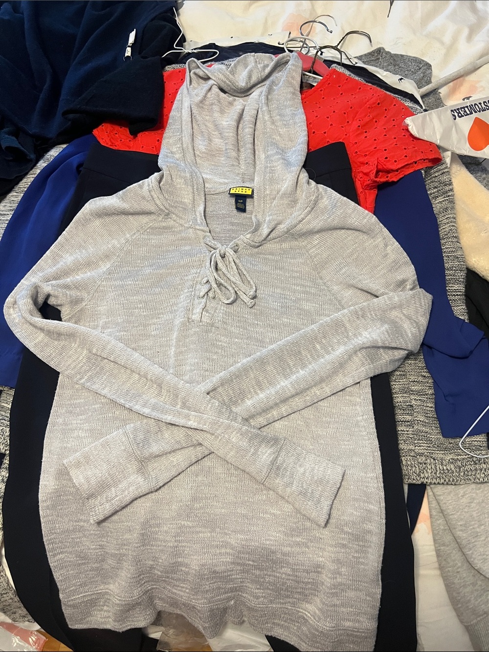 Prince & Fox Heather Light Gray Hooded Knit Pullover